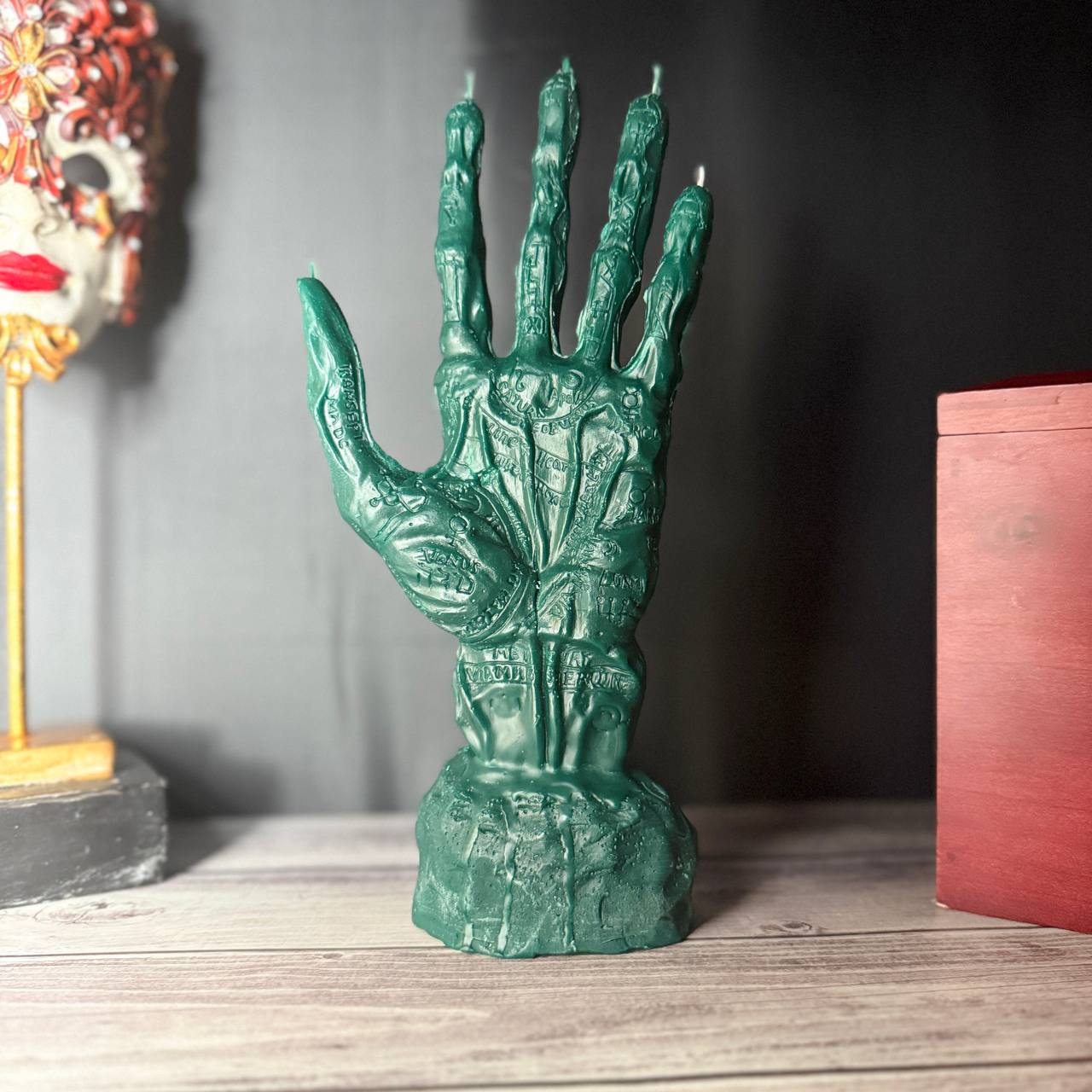 Magical Candle "Hand of Glory" Green: Financial success, prosperity.